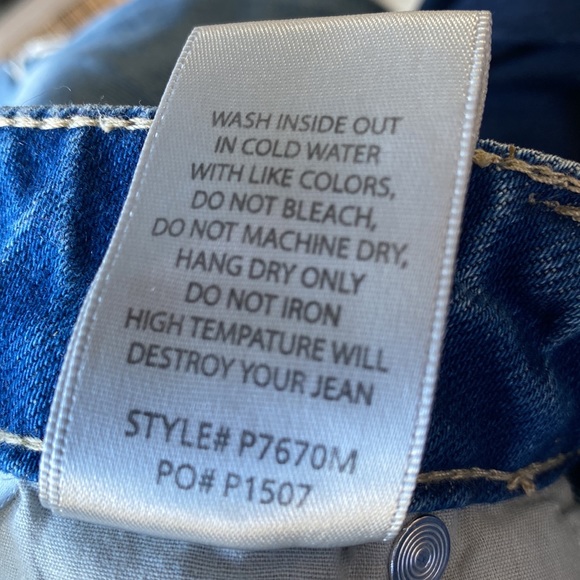 Special A Light Wash High Rise Distressed Straight Jean Size 11 - Picture 7 of 7